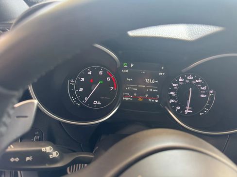 Used 2018 Alfa Romeo Stelvio Ti Sport image 11