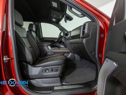 Used 2025 Chevrolet Silverado 2500 High Country w/ Technology Package AWD/4WD image 44