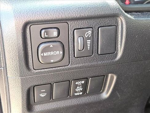 Used 2019 Toyota 4Runner TRD Off-Road w/ Convenience Package AWD/4WD image 9