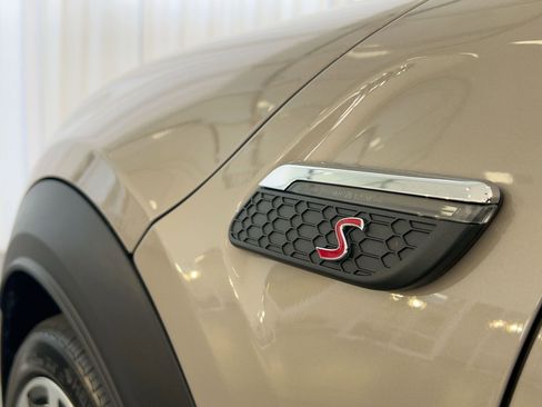 Certified 2023 MINI Cooper S w/ Signature Upholstery Package image 34