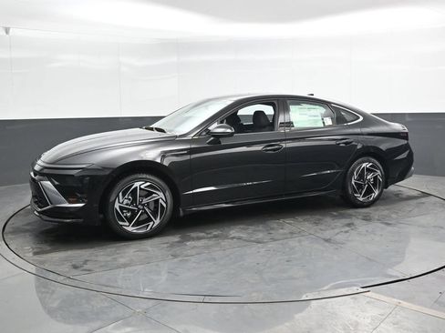 New 2026 Hyundai Sonata SEL FWD image 7