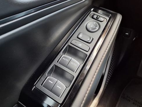 Used 2024 Honda Accord Touring image 15