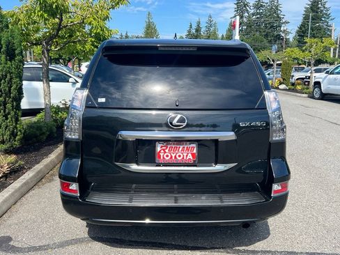 Used 2023 Lexus GX 460 Premium w/ Premium Package AWD/4WD image 8