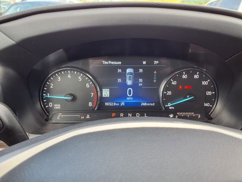 Used 2024 Ford Explorer Limited w/ Limited Technology Package AWD/4WD image 19
