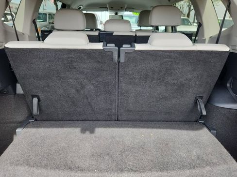 Used 2020 Volkswagen Tiguan SE w/ 3rd Row Seat Package image 11