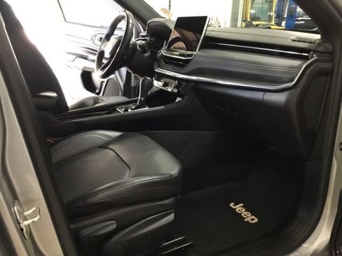 Used 2022 Jeep Compass High Altitude AWD/4WD image 46