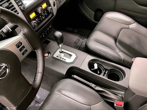 Used 2021 Nissan Frontier PRO-4X w/ Pro-4x Utility Package image 17