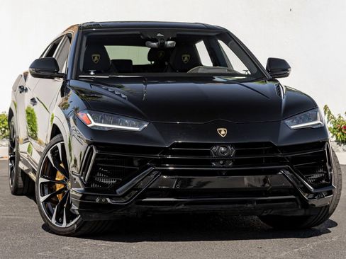 Used 2024 Lamborghini Urus S AWD/4WD image 4