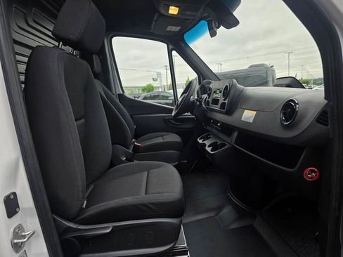 New 2026 Mercedes-Benz Sprinter 2500 image 22