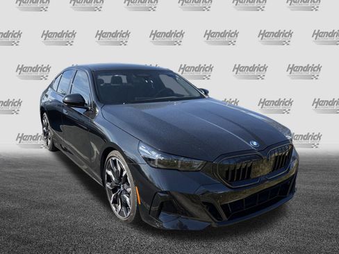 Certified 2024 BMW i5 eDrive40i w/ M Sport Package image 2