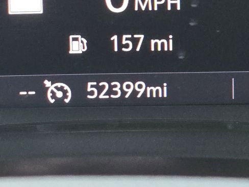 Certified 2023 GMC Acadia SLT image 16