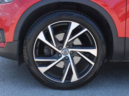Used 2021 Volvo XC40 T5 R-Design w/ Advanced Package AWD/4WD image 36