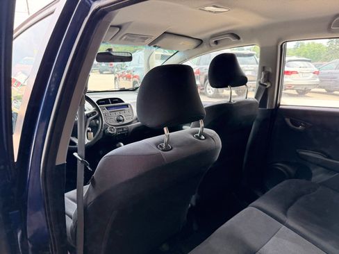 Used 2011 Honda Fit Sport image 11