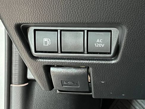 Used 2024 Toyota Prius Prime FWD image 36