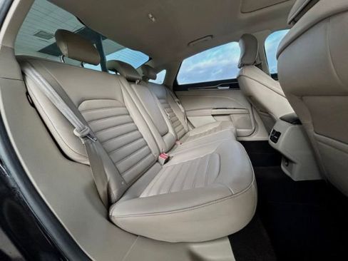 Used 2019 Ford Fusion SEL image 8