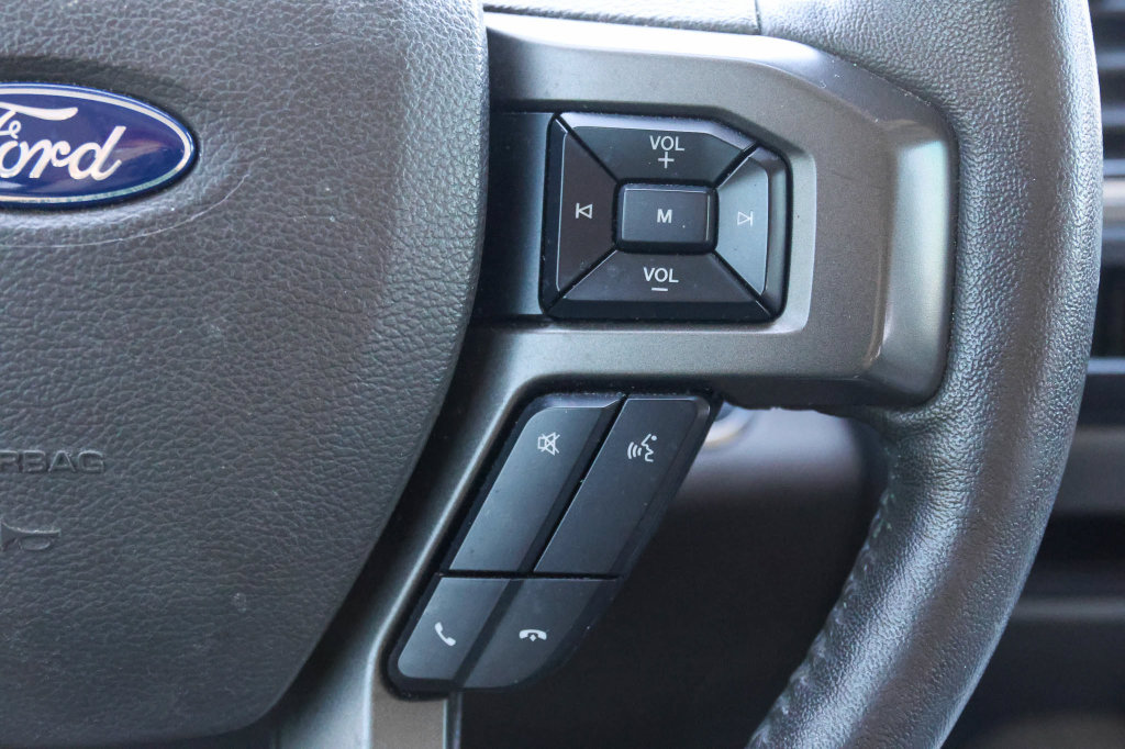 Used 2019 Ford Expedition Max XLT w/ Equipment Group 202A AWD/4WD image 29