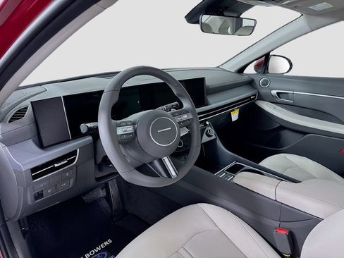 New 2026 Hyundai Sonata SEL FWD image 9
