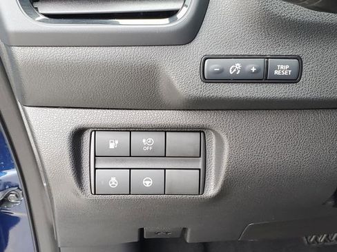 Certified 2023 Nissan Leaf SV Plus image 13