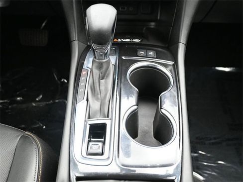 Used 2022 Chevrolet Equinox Premier image 22