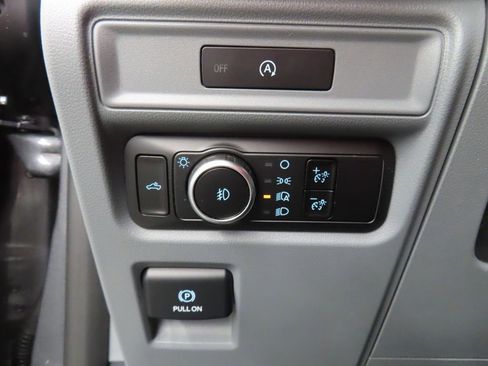 Used 2025 Ford F150 XLT w/ Equipment Group 301A Standard AWD/4WD image 38