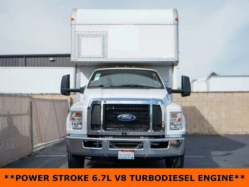 Used 2016 Ford F650 2WD Regular Cab Super Duty image 3