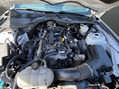 Used 2022 Ford Mustang Premium RWD image 25