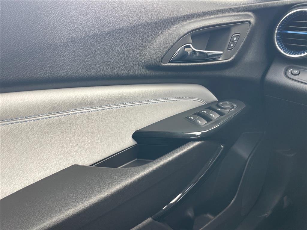 New 2026 Chevrolet Trax LT w/ Driver Confidence Package FWD image 19