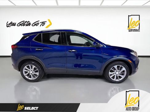 Used 2023 Buick Encore GX Essence w/ Experience Buick Package FWD image 4