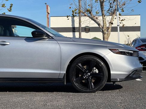 Used 2024 Honda Accord Sport image 34