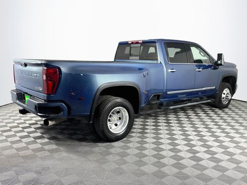 Used 2026 Chevrolet Silverado 3500 High Country w/ High Country Premium Package AWD/4WD image 8