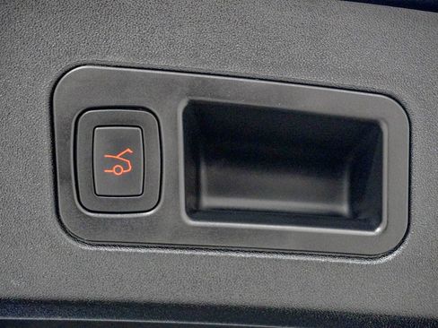 Used 2021 Tesla Model S Long Range Plus AWD/4WD image 9