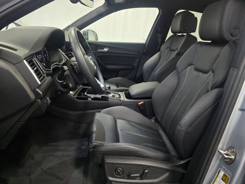 Certified 2025 Audi Q5 2.0T Premium Plus image 13
