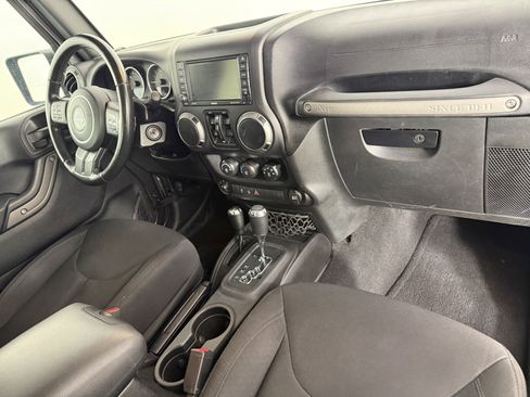 Used 2016 Jeep Wrangler Unlimited Sport w/ Quick Order Package 24S image 11