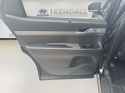 Used 2023 Hyundai Palisade SEL w/ Premium Package FWD image 23