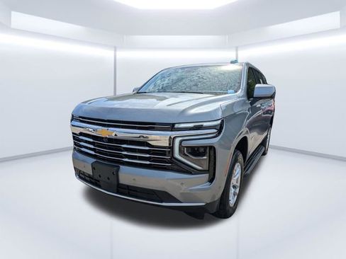 Used 2025 Chevrolet Tahoe LT AWD/4WD image 8