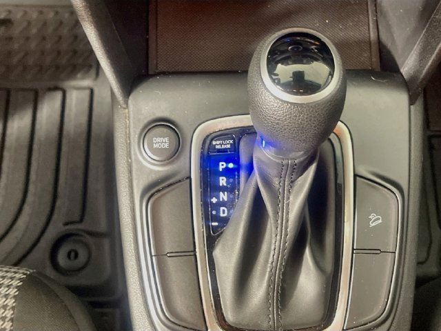 Used 2019 Hyundai Kona SE FWD image 17