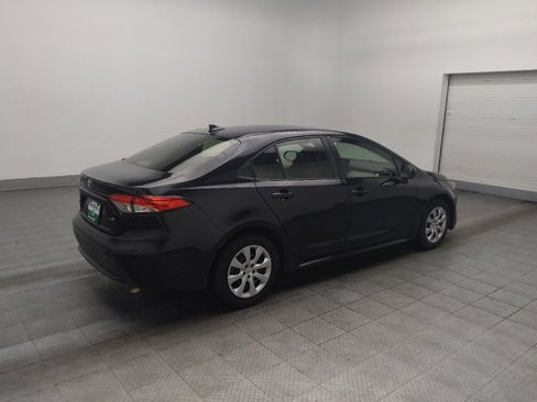 Used 2022 Toyota Corolla LE image 10