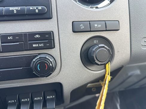 Used 2016 Ford F250 XLT w/ XLT Value Package image 17