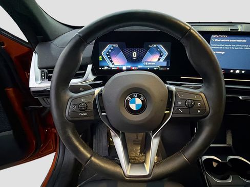 Used 2025 BMW X2 xDrive28i image 39
