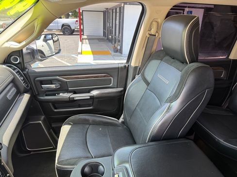 Used 2019 RAM 3500 Laramie AWD/4WD image 12