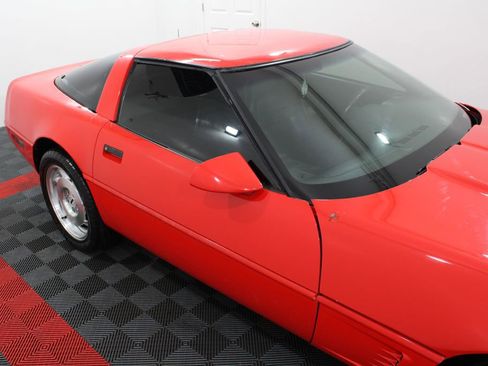 Used 1995 Chevrolet Corvette Coupe RWD image 9