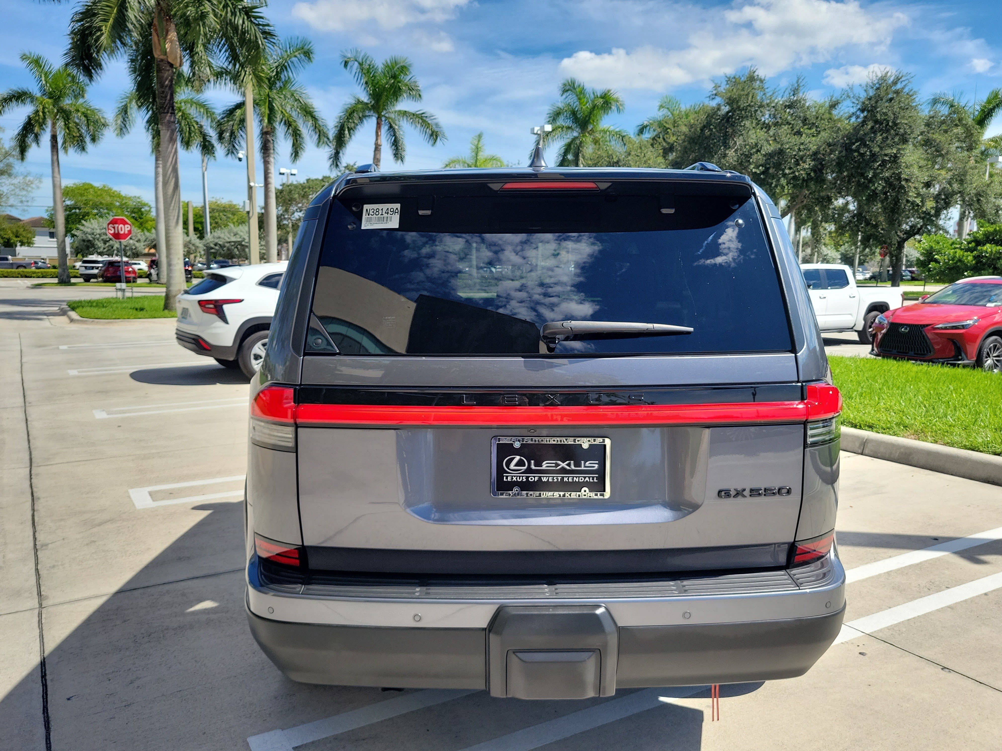 Used 2025 Lexus GX 550 w/ Cold Area Package AWD/4WD image 7