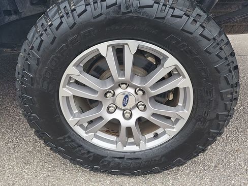 Used 2019 Ford F150 Lariat AWD/4WD image 30