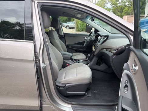 Used 2017 Hyundai Santa Fe Sport AWD/4WD image 31