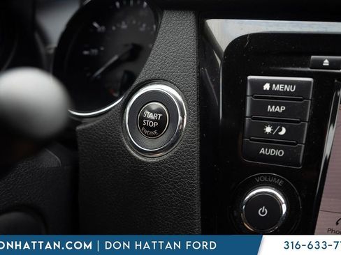 Used 2019 Nissan Rogue SV w/ Premium Package FWD image 11