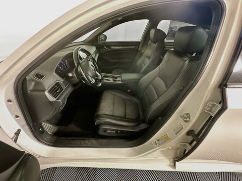 Used 2020 Honda Accord Sport image 13