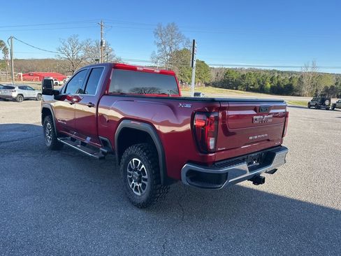 Used 2022 GMC Sierra 2500 SLE w/ SLE Value Package; image 5