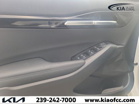 New 2026 Kia Seltos S FWD image 22