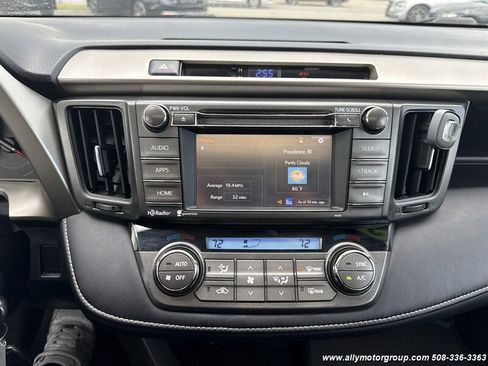 Used 2015 Toyota RAV4 XLE AWD/4WD image 21