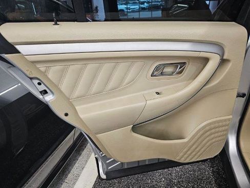 Used 2019 Ford Taurus SEL w/ Equipment Group 201A FWD image 28
